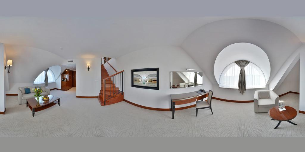 그랜드 루비치 우즈드로비스코 우스트카 호텔 외부 사진 A 360° image of a room