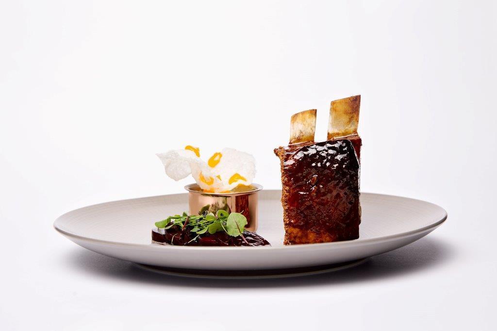 그랜드 루비치 우즈드로비스코 우스트카 호텔 외부 사진 A plate of food