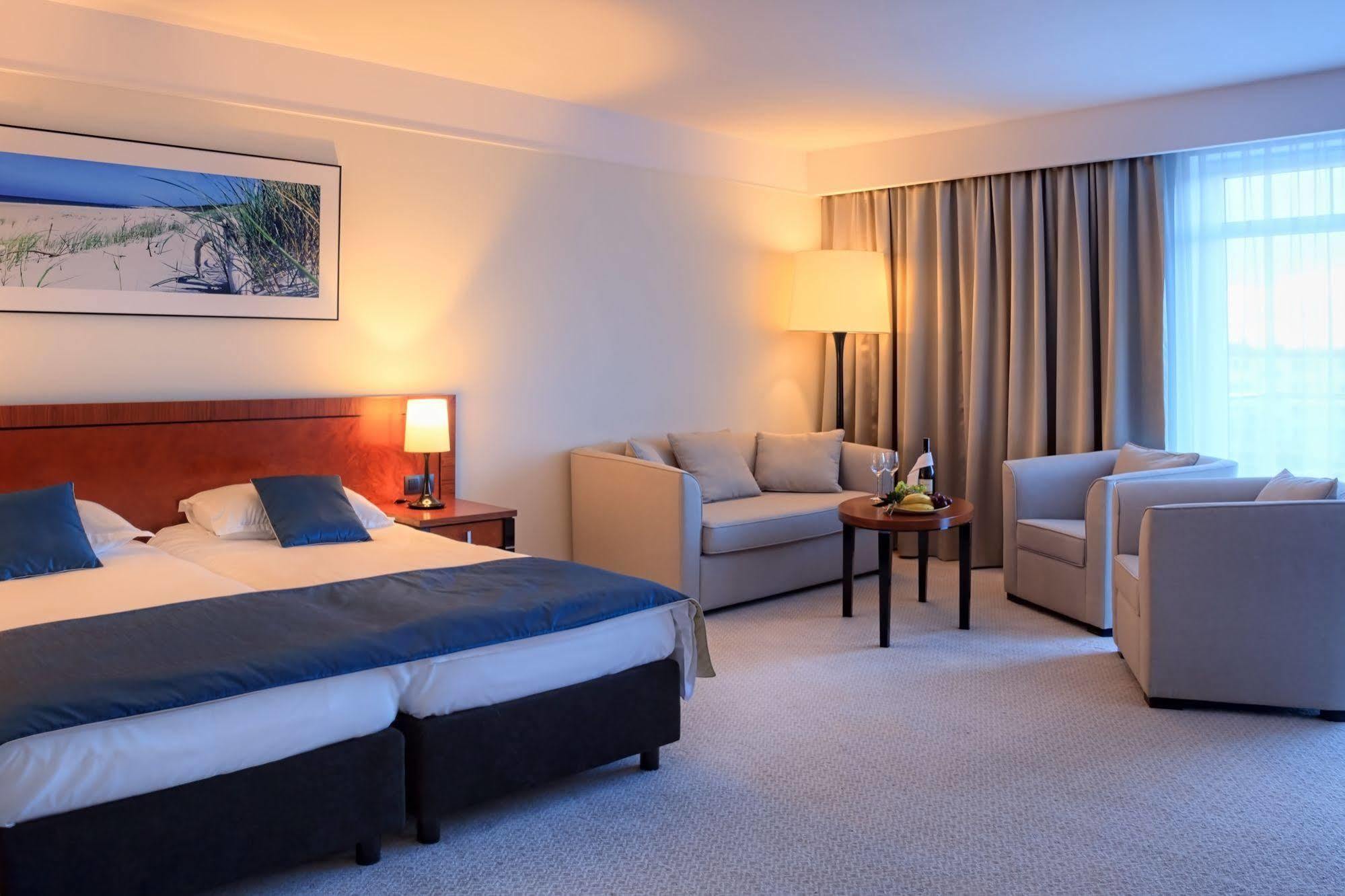 그랜드 루비치 우즈드로비스코 우스트카 호텔 외부 사진 A room at the hotel